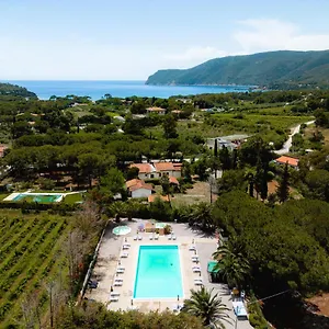 Glamping Glamping At Elba, Lacona